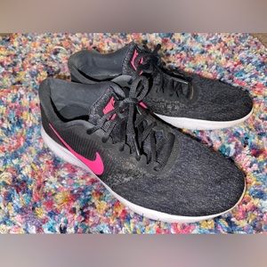Nike flex contact pink and black sneaker